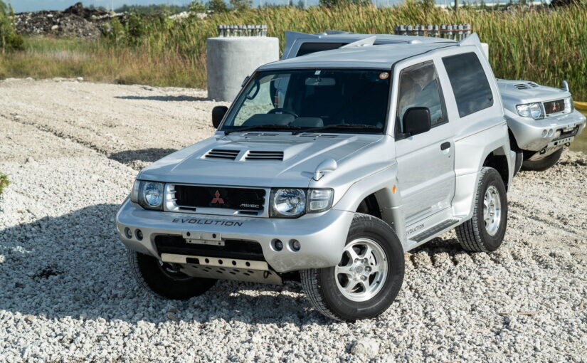 This 1-Of-500 Manual Mitsubishi Pajero Evolution Is Being Auctioned Off In The U.S.